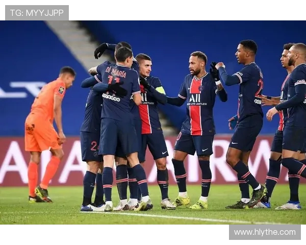 法甲球队进攻方式全解析：直塞、中路、边路战术对比