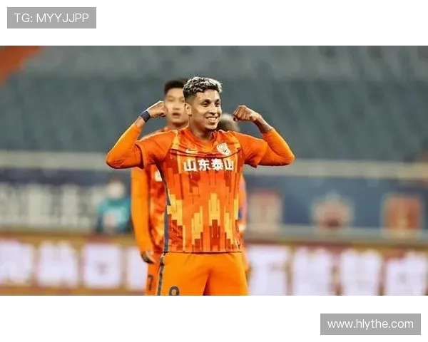 山东泰山足球俱乐部与球员依木兰买买提完成续约